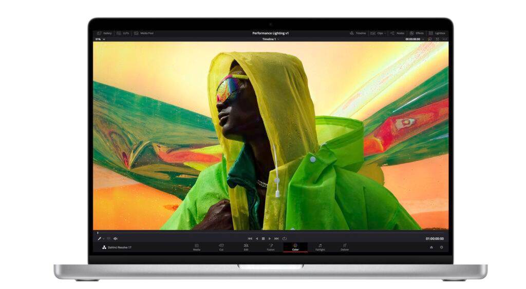 首款 OLED MacBook 或在 2024 登陆