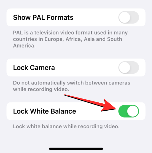 iOS 17:如何在iPhone上的相机应用程序中锁定白平衡